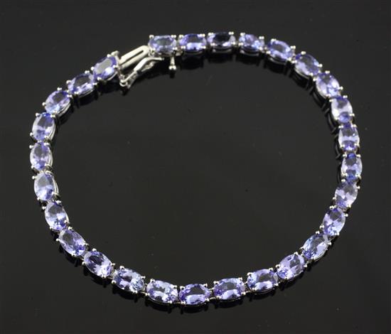 14ct white gold and tanzanite line bracelet